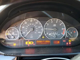 2002 BMW 3 Series 330Ci with VIN WBABS53472JU93846, listed as a Copart auction lot 43951675 with 202,663 mi miles and Clean title. Bid and sale history available at DreamBid. Image 9.