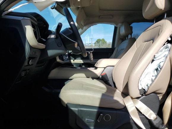 2022 Ford Expedition Max Limited с VIN 1FMJK1KT1NEA61732, выставлен на аукционе Copart как лот 88970155 с пробегом 55 771 миль миль и Списание • Salvage title. История ставок и продаж доступна на DreamBid. Изображение 7.