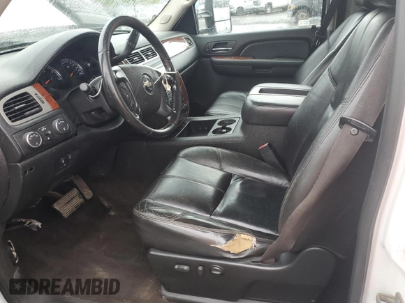 2009 Chevrolet Silverado 3500HD DRW LTZ with VIN 1GCJK93639F161228, listed as a Copart auction lot 52808365 with 141,737 mi miles and Clean Title. Bid and sale history available at carsss.com. Image 7.
