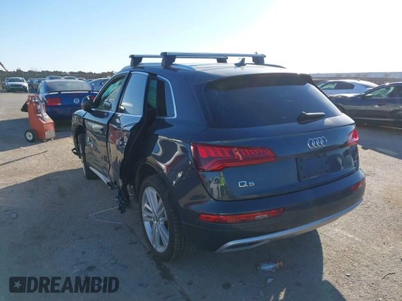 2020 Audi Q5 Premium Plus with VIN WA1BNAFY9L2076400, listed as a IAAI auction lot 41491879 with 34,854 mi miles. Bid and sale history available at carsss.com. Image 3.