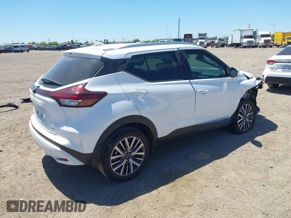 2024 Nissan Kicks SV z VIN 3N1CP5CV0RL482954, wystawiony jako IAAI lot #41978519 z przebiegiem 13 816 mil mil oraz . Historia ofert i sprzedaży dostępna na DreamBid. Obrazek 4.