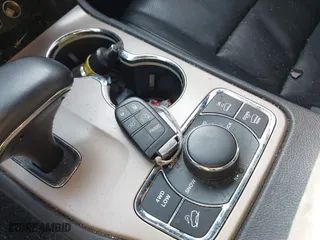 2014 Jeep Grand Cherokee Summit with VIN 1C4RJFJT4EC500362, listed as a IAAI auction lot 41332347 with 159,197 mi miles. Bid and sale history available at carsss.com. Image 11.