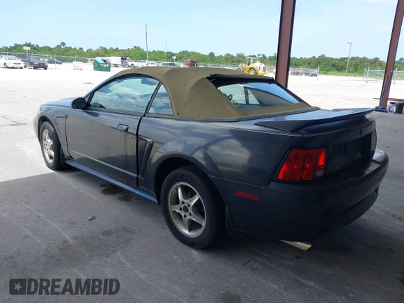 2000 Ford Mustang z VIN 1FAFP4444YF228124, wystawiony jako IAAI lot #42456191 z przebiegiem 225 253 mil mil oraz . Historia ofert i sprzedaży dostępna na DreamBid. Obrazek 3.