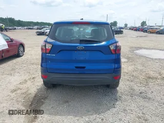 2017 Ford Escape S z VIN 1FMCU0F76HUE87288, wystawiony jako IAAI lot #42557291 z przebiegiem 206 054 mil mil oraz . Historia ofert i sprzedaży dostępna na DreamBid. Obrazek 16.