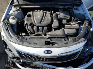 2013 Kia Optima LX z VIN 5XXGM4A71DG182351, wystawiony jako Copart lot #53869324 z przebiegiem 125 893 mil mil oraz Szkoda całkowita • Salvage title. Historia ofert i sprzedaży dostępna na DreamBid. Obrazek 13.