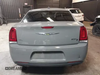 2017 Chrysler 300 S with VIN 2C3CCAGG4HH648188, listed as a IAAI auction lot 41675223 with 113,383 mi miles and . Bid and sale history available at carsss.com. Image 16.