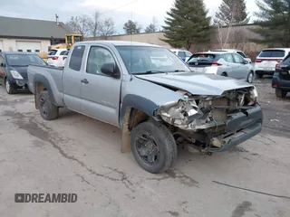 2015 Toyota Tacoma with VIN 5TFUX4EN5FX030586, listed as a IAAI auction lot 41034603 with 153,923 mi miles and . Bid and sale history available at DreamBid. Image 12.