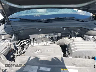 2022 Volkswagen Atlas SE with VIN 1V2DP2CA9NC542764, listed as a IAAI auction lot 42169444 with 33,506 mi miles and . Bid and sale history available at DreamBid. Image 10.