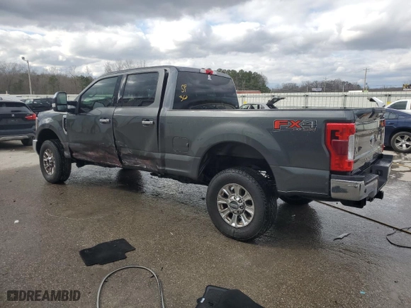 2019 Ford Super Duty F-250 SRW XL with VIN 1FT7W2B64KEG64110, listed as a Copart auction lot 47789015 with 59,997 mi miles and Salvage Title. Bid and sale history available at carsss.com. Image 2.