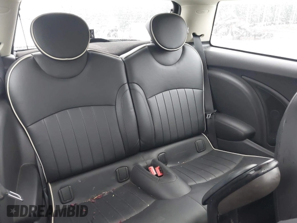 2012 MINI Hardtop S z VIN WMWSV3C59CT386436, wystawiony jako IAAI lot #42254715 z przebiegiem 60 260 mil mil oraz . Historia ofert i sprzedaży dostępna na DreamBid. Obrazek 8.