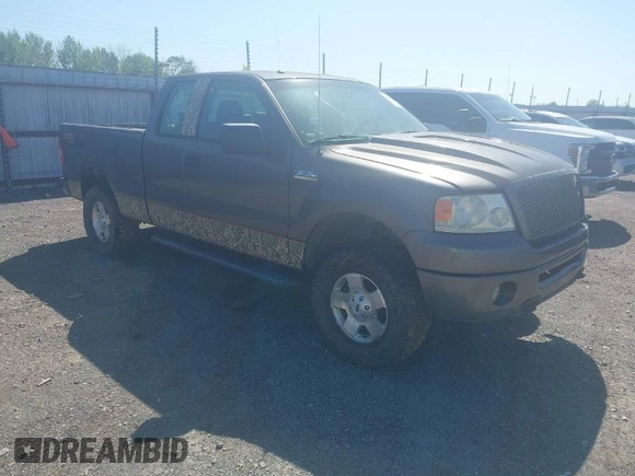 2007 Ford F-150 STX with VIN 1FTRX14W47FA54576, listed as a IAAI auction lot 41971521 with 220,945 mi miles. Bid and sale history available at carsss.com. Image 1.