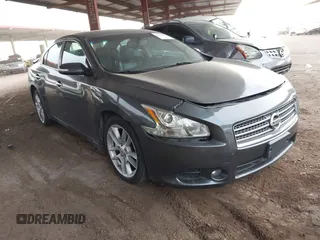 2009 Nissan Maxima SV z VIN 1N4AA51E39C850442, wystawiony jako IAAI lot #42025393 z przebiegiem 130 743 mil mil oraz . Historia ofert i sprzedaży dostępna na DreamBid. Obrazek 1.