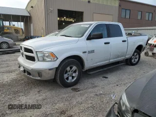 2015 Ram 1500 SLT z VIN 1C6RR7TT8FS661761, wystawiony jako Copart lot #84494374 z przebiegiem 178 732 mil mil oraz Szkoda całkowita • Salvage title. Historia ofert i sprzedaży dostępna na DreamBid. Obrazek 1.