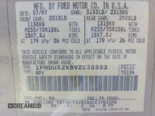 1997 Ford Explorer Eddie Bauer z VIN 1FMDU32X8VZC30353, wystawiony jako IAAI lot #42259734 z przebiegiem 249 106 mil mil oraz . Historia ofert i sprzedaży dostępna na DreamBid. Obrazek 9.