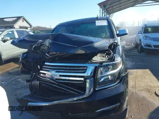 2018 Chevrolet Suburban Premier z VIN 1GNSKJKCXJR134700, wystawiony jako IAAI lot #41282040 z przebiegiem 105 554 mil mil oraz . Historia ofert i sprzedaży dostępna na DreamBid. Obrazek 12.