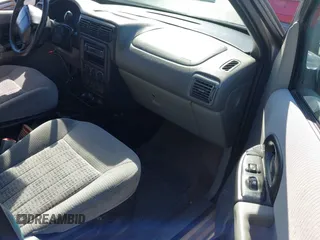 2001 Chevrolet Venture LS Y3G Mobility z VIN 1GNDX03E71D253774, wystawiony jako IAAI lot #42216230 z przebiegiem 168 114 mil mil oraz . Historia ofert i sprzedaży dostępna na DreamBid. Obrazek 5.