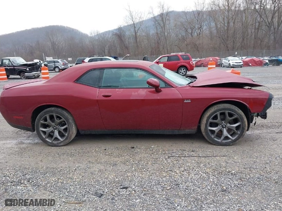 2015 Dodge Challenger R/T Plus with VIN 2C3CDZBT0FH821976, listed as a IAAI auction lot 41475550 with NaN miles. Bid and sale history available at carsss.com. Image 12.