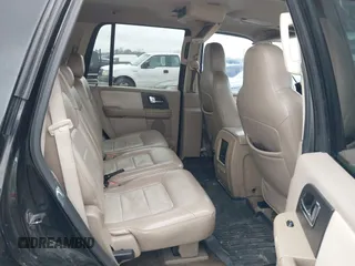 2006 Ford Expedition Eddie Bauer with VIN 1FMPU17576LA05399, listed as a IAAI auction lot 41432779 with 223,738 mi miles. Bid and sale history available at carsss.com. Image 8.
