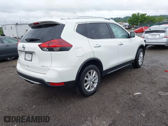 2020 Nissan Rogue S z VIN JN8AT2MVXLW112758, wystawiony jako IAAI lot #42244944 z przebiegiem 31 984 mil mil oraz . Historia ofert i sprzedaży dostępna na DreamBid. Obrazek 4.