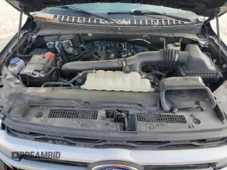2022 Ford Expedition Max XLT z VIN 1FMJK1HT4NEA49078, wystawiony jako Copart lot #44377275 z przebiegiem 49 055 mil mil oraz Szkoda całkowita • Salvage title. Historia ofert i sprzedaży dostępna na DreamBid. Obrazek 12.