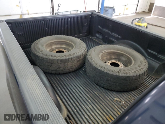 2003 Ford F-150 XL with VIN 1FTRF17293NA60031, listed as a Copart auction lot 55433885 with 186,557 mi miles and Salvage title. Bid and sale history available at DreamBid. Image 10.