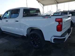 2022 Chevrolet Silverado 1500 Custom with VIN 3GCPDBEK5NG562651, listed as a IAAI auction lot 41539993 with 28,952 mi miles. Bid and sale history available at carsss.com. Image 3.