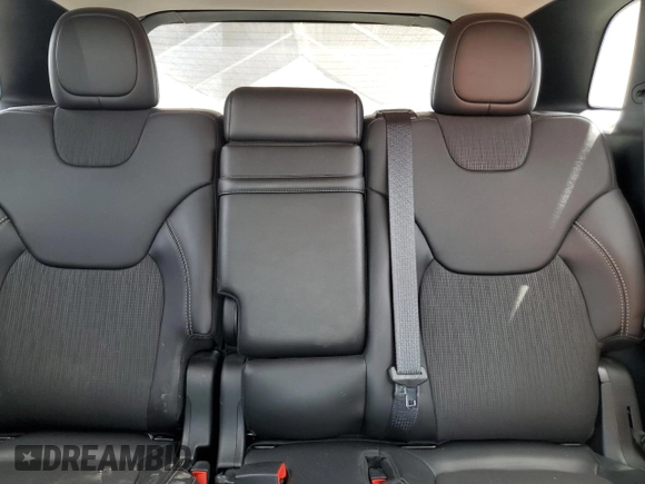 2018 Jeep Cherokee Latitude Plus with VIN 1C4PJLLBXJD561813, listed as a Copart auction lot 58551815 with 36,499 mi miles and Salvage title. Bid and sale history available at DreamBid. Image 10.