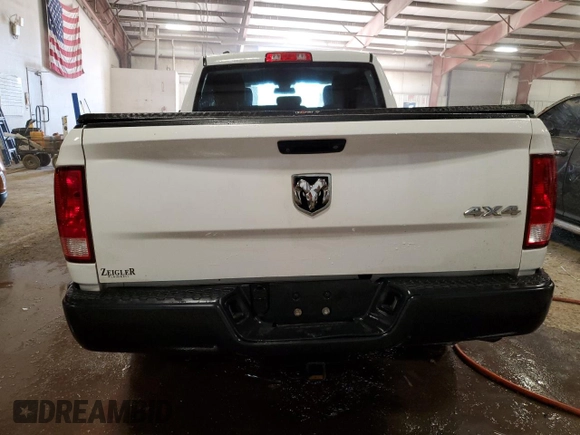 2018 Ram 1500 Express with VIN 1C6RR7FG0JS343902, listed as a Copart auction lot 48486915 with 218,004 mi miles and Clean Title. Bid and sale history available at carsss.com. Image 6.
