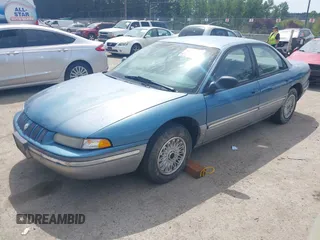 1995 Chrysler Concorde z VIN 1C3HD56T9SF640265, wystawiony jako IAAI lot #42217607 z przebiegiem 291 060 mil mil oraz . Historia ofert i sprzedaży dostępna na DreamBid. Obrazek 2.