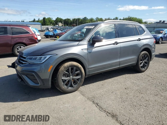 2024 Volkswagen Tiguan SE z VIN 3VVMB7AX3RM078249, wystawiony jako Copart lot #57566155 z przebiegiem 25 713 mil mil oraz Szkoda całkowita • Salvage title. Historia ofert i sprzedaży dostępna na DreamBid. Obrazek 1.