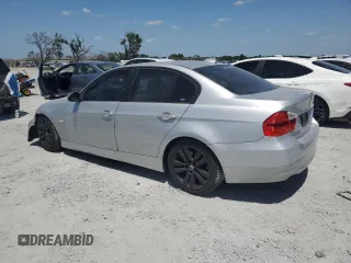 2008 BMW 3 Series 328i with VIN WBAVA37508NL48589, listed as a Copart auction lot 54542995 with 170,035 mi miles and Salvage Title. Bid and sale history available at DreamBid. Image 2.
