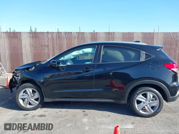 2019 Honda HR-V EX with VIN 3CZRU5H52KM717938, listed as a IAAI auction lot 41949429 with 46,829 mi miles. Bid and sale history available at carsss.com. Image 14.