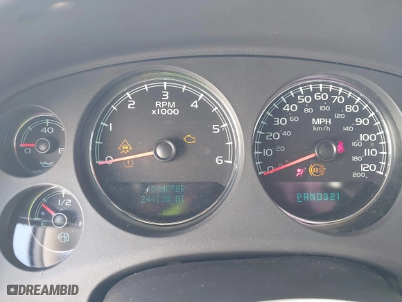 2008 Chevrolet Suburban LT w/3LT with VIN 3GNFC16048G187823, listed as a IAAI auction lot 41612832 with 244,128 mi miles. Bid and sale history available at carsss.com. Image 7.