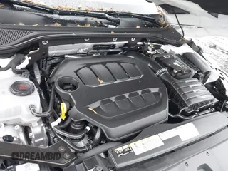 2023 Volkswagen Arteon SEL Premium R-Line z VIN WVWTR7AN4PE014292, wystawiony jako IAAI lot #42331800 z przebiegiem 6 389 mil mil oraz . Historia ofert i sprzedaży dostępna na DreamBid. Obrazek 10.