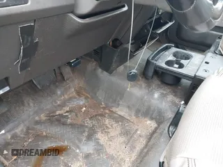 2009 Ford F-150 XL с VIN 1FTRF12W29KB89507, выставлен на аукционе IAAI как лот 42341395 с пробегом 337 897 миль миль и . История ставок и продаж доступна на DreamBid. Изображение 11.