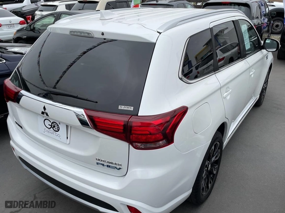 2018 Mitsubishi Outlander PHEV SEL with VIN JA4J24A52JZ071059, listed as a Copart auction lot 53080103 with 76,250 mi miles. Bid and sale history available at carsss.com. Image 4.
