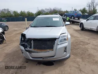 2013 GMC Terrain Denali z VIN 2GKFLZE36D6347892, wystawiony jako IAAI lot #42030759 z przebiegiem 219 627 mil mil oraz . Historia ofert i sprzedaży dostępna na DreamBid. Obrazek 12.