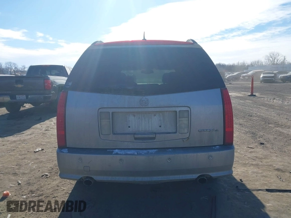 2007 Cadillac SRX with VIN 1GYEE637170162128, listed as a IAAI auction lot 41386248 with 117,661 mi miles. Bid and sale history available at carsss.com. Image 17.