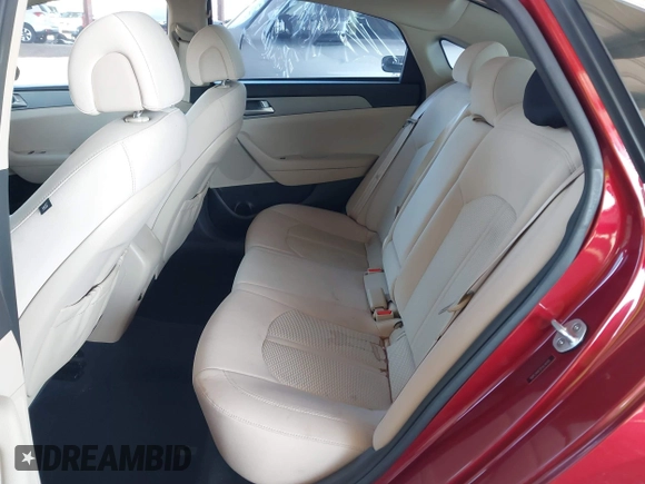 2015 Hyundai Sonata 2.4L SE with VIN 5NPE24AF2FH174710, listed as a IAAI auction lot 40464143 with 138,238 mi miles. Bid and sale history available at carsss.com. Image 8.