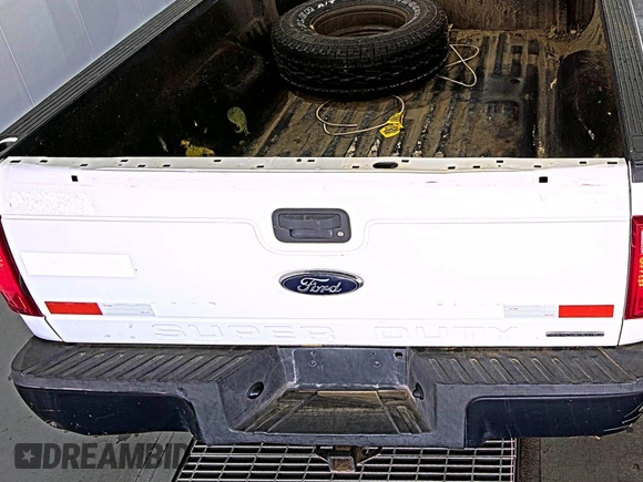 2013 Ford F-250 XL with VIN 1FT7X2B65DEB05150, listed as a IAAI auction lot 42832842 with 271,344 mi miles and . Bid and sale history available at DreamBid. Image 11.