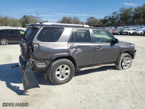 2018 Toyota 4Runner SR5 with VIN JTEZU5JR4J5180721, listed as a Copart auction lot 48403925 with 89,861 mi miles and Salvage Title. Bid and sale history available at carsss.com. Image 3.