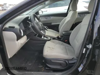 2022 Kia Forte LXS with VIN 3KPF24AD7NE439188, listed as a Copart auction lot 47045315 with 40,865 mi miles and Salvage Title. Bid and sale history available at carsss.com. Image 7.