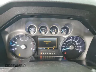 2014 Ford F-350 XLT z VIN 1FT8W3BT4EEA91035, wystawiony jako Copart lot #55410825 z przebiegiem 325 977 mil mil oraz Szkoda całkowita • Salvage title. Historia ofert i sprzedaży dostępna na DreamBid. Obrazek 9.