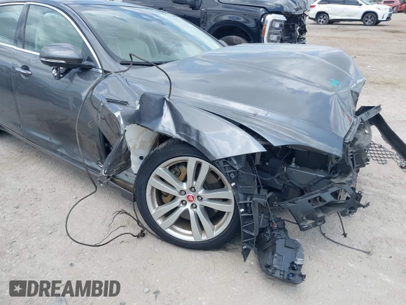 2019 Jaguar XJ Portfolio with VIN SAJWA2G75K8W19401, listed as a IAAI auction lot 42214533 with 64,909 mi miles and . Bid and sale history available at DreamBid. Image 6.