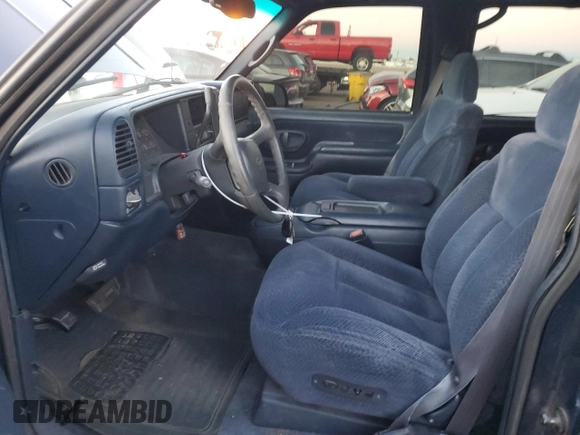 1998 Chevrolet Suburban with VIN 1GNEC16R5WJ304914, listed as a Copart auction lot 86643614 with 97,092 mi miles and Salvage Title. Bid and sale history available at carsss.com. Image 7.