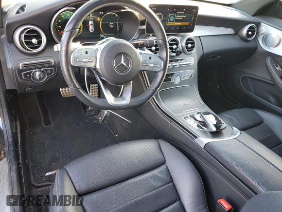2020 Mercedes-Benz C 300 z VIN W1KWJ8EB7LF987400, wystawiony jako Copart lot #53348734 z przebiegiem 17 468 mil mil oraz Szkoda całkowita • Salvage title. Historia ofert i sprzedaży dostępna na DreamBid. Obrazek 8.
