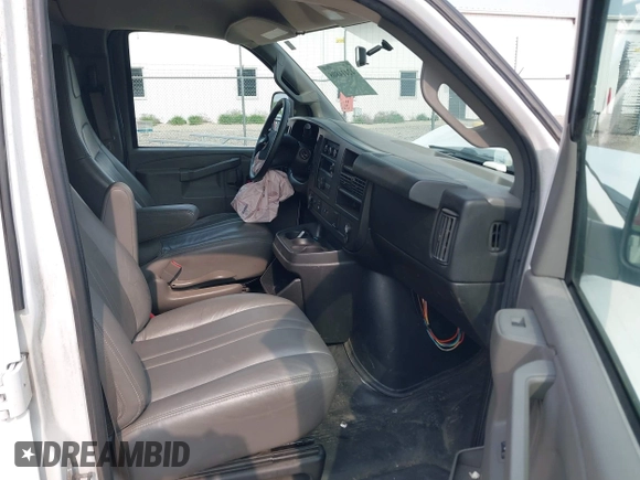 2016 Chevrolet Express Cargo with VIN 1GCWGAFF6G1128884, listed as a IAAI auction lot 42414808 with 198,206 mi miles and . Bid and sale history available at DreamBid. Image 5.