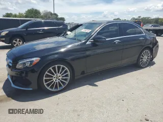 2018 Mercedes-Benz C 300 with VIN 55SWF4JB2JU270137, listed as a Copart auction lot 61640165 with 112,580 mi miles and Clean title. Bid and sale history available at DreamBid. Image 1.