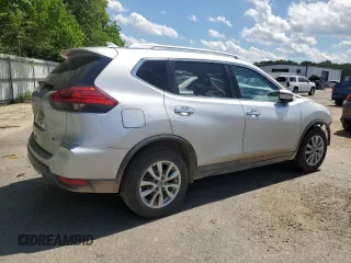 2017 Nissan Rogue SV z VIN KNMAT2MT1HP524868, wystawiony jako Copart lot #55828665 z przebiegiem 189 223 mil mil oraz Szkoda całkowita • Salvage title. Historia ofert i sprzedaży dostępna na DreamBid. Obrazek 3.