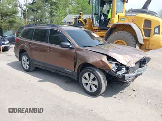 2011 Subaru Outback 2.5i z VIN 4S4BRBAC0B3391036, wystawiony jako IAAI lot #42147180 z przebiegiem 210 241 mil mil oraz . Historia ofert i sprzedaży dostępna na DreamBid. Obrazek 1.